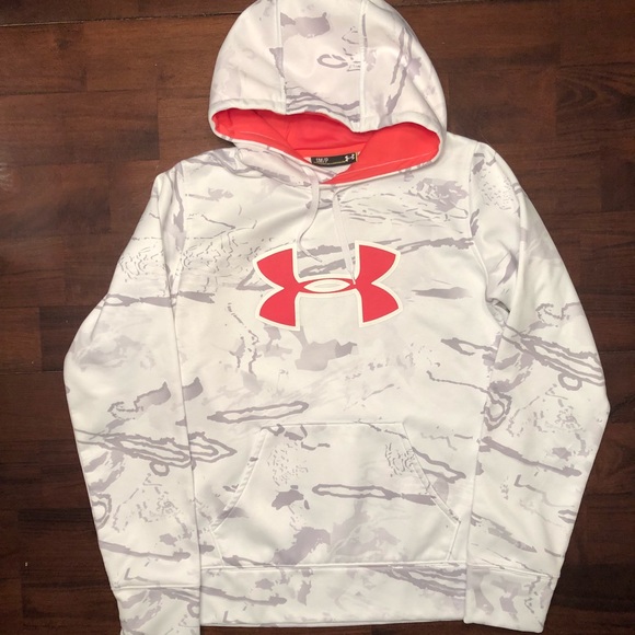 Under Armour Tops - Under Armour Women’s Sweatshirt Small